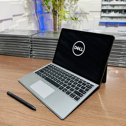 Dell Latitude 7200 2 - in - 1 - 8th Gen. Intel Core i5 - 256GB SSD - 8GB RAM - Keyboard Light - Touchscreen
