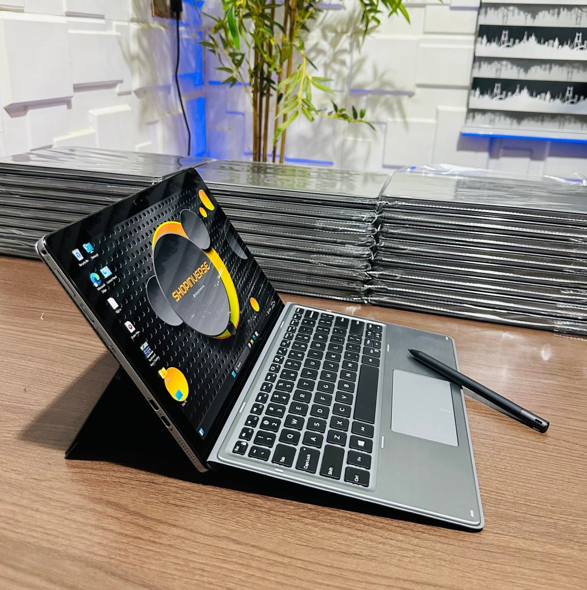 Dell Latitude 7210 2-in-1 | 10th Gen Core i5 | 16GB RAM | 256GB