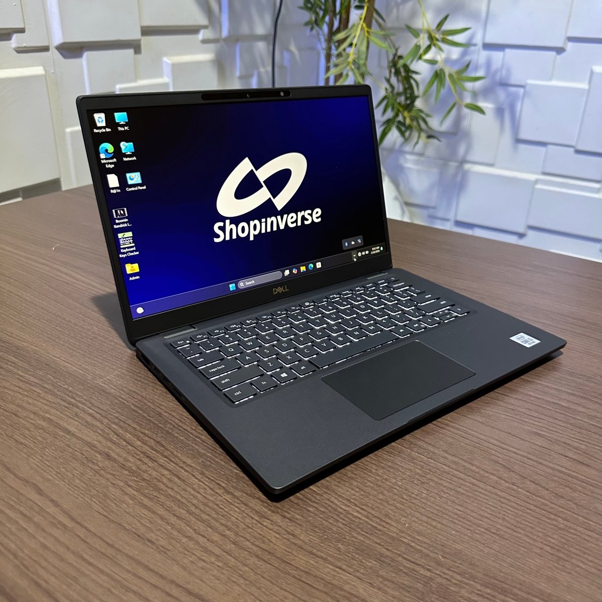 Dell Latitude 7310 - 10th Gen. Intel Core i5 - 256GB SSD - 8GB RAM