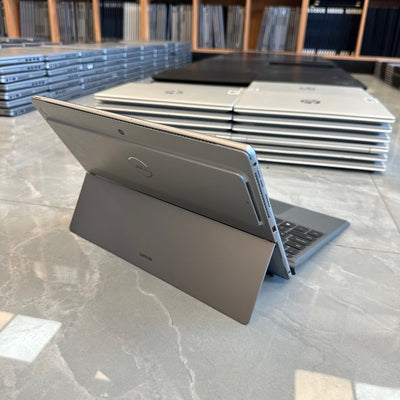 Dell Latitude 7320 Detachable - 11th Gen. Intel Core i5 - 512GB SSD - 8GB RAM - Keyboard Light - Touchscreen