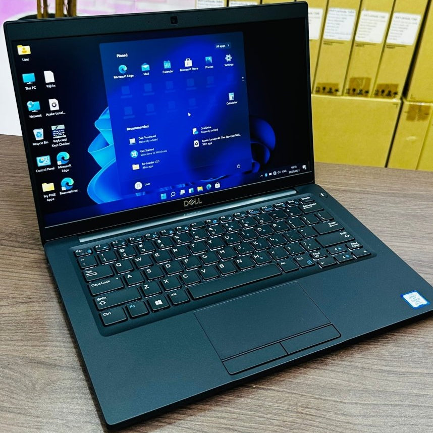 Dell Latitude 7380 - 7th Gen. Intel Core i5 - 256GB SSD - 8GB RAM - Keyboard Light