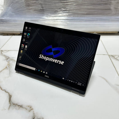 Dell Latitude 7390 2 - in - 1 - 8th Gen. Intel Core i5 - 256GB SSD - 8GB RAM - Keyboard Light - Touchscreen