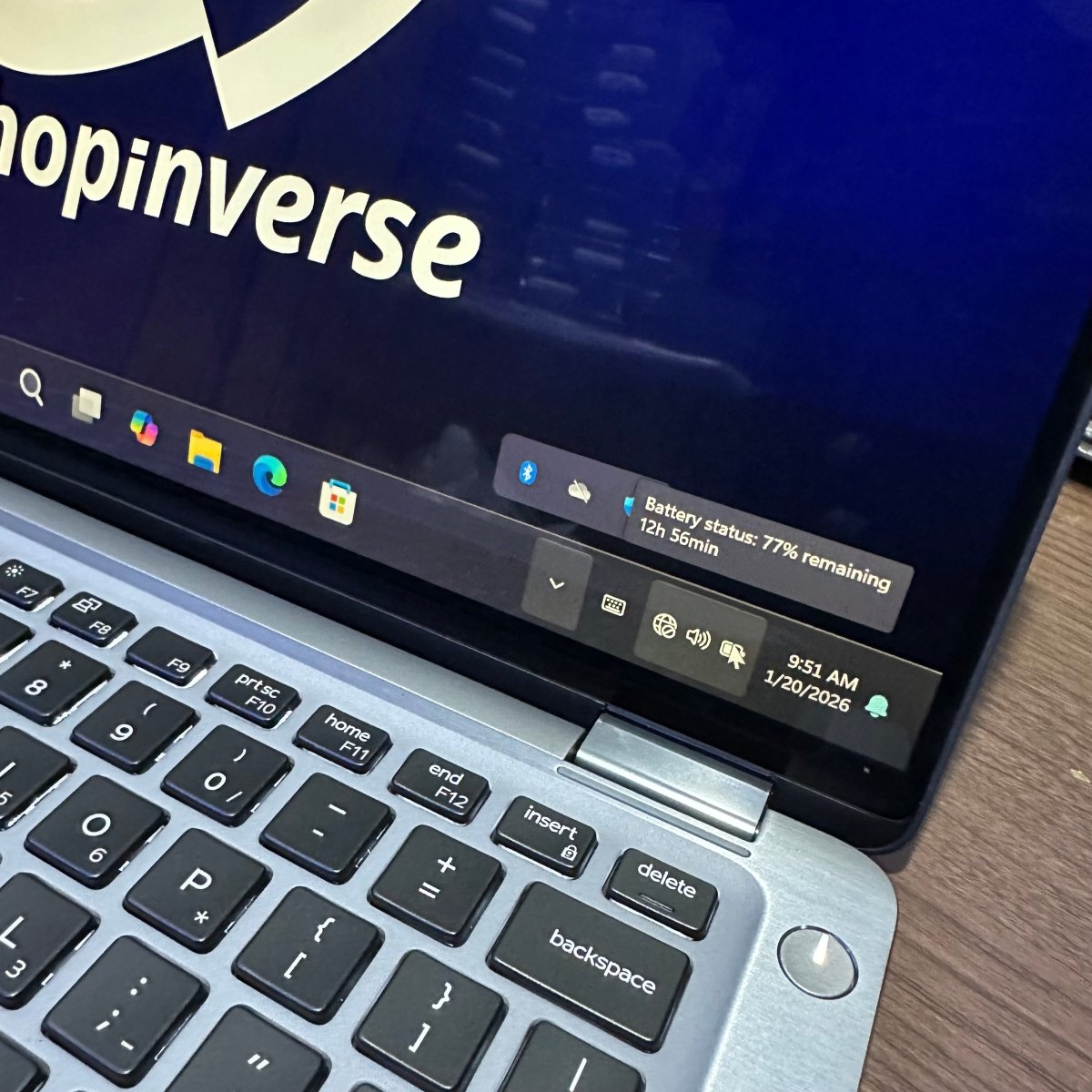 Dell Latitude 7400 2 - in - 1 - 8th Gen. Intel Core i7 - 256GB SSD - 16GB RAM - Keyboard Light - Touchscreen - Facial Recognition