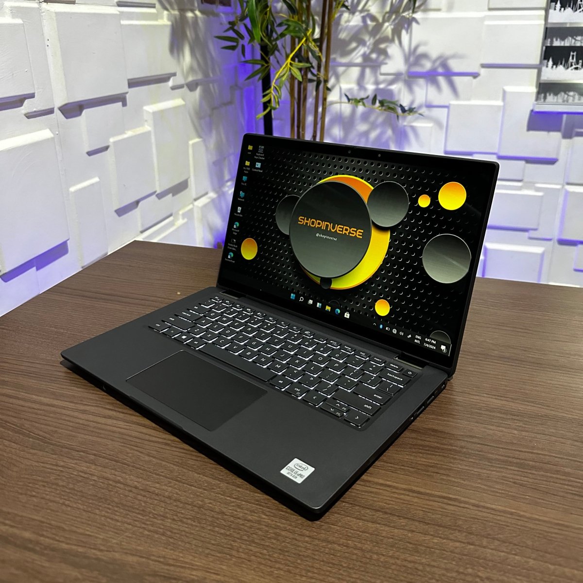 Dell Latitude 7410 - 10th Gen. Intel Core i5 - 256GB SSD - 16GB RAM - Keyboard Light - (Minor body dent)