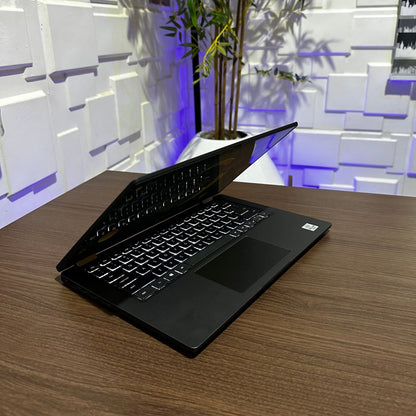 Dell Latitude 7410 - 10th Gen. Intel Core i5 - 256GB SSD - 16GB RAM - Keyboard Light - (Minor body dent)