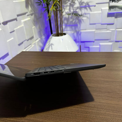 Dell Latitude 7410 - 10th Gen. Intel Core i5 - 256GB SSD - 16GB RAM - Keyboard Light - (Minor body dent)