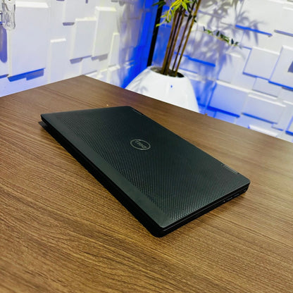 Dell Latitude 7410 - 10th Gen. Intel Core i5 - 256GB SSD - 16GB RAM - Keyboard Light - (Minor body dent)