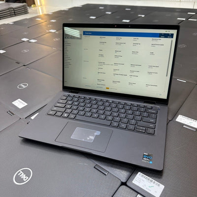 Dell Latitude 7420 2 - in - 1 - 11th Gen. Intel Core i5 - 256GB SSD - 16GB RAM - Touchscreen - (Minor body dent)