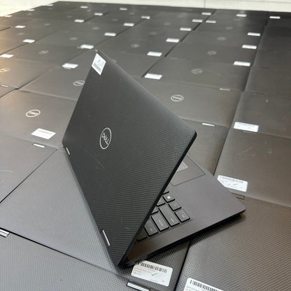 Dell Latitude 7420 2 - in - 1 - 11th Gen. Intel Core i5 - 256GB SSD - 16GB RAM - Touchscreen - (Minor body dent)