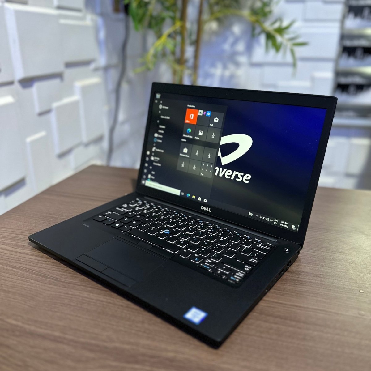 Dell Latitude 7480 | Intel Core i5 | 8GB RAM | 256GB SSD | Backlit Keyboard