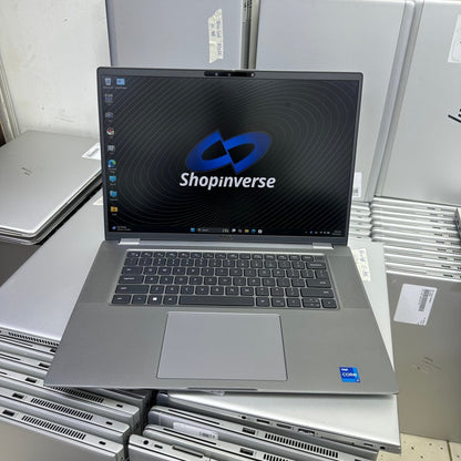Dell Latitude 7640 - 13th Gen. Intel Core i7 - 1TB SSD - 32GB RAM - Keyboard Light
