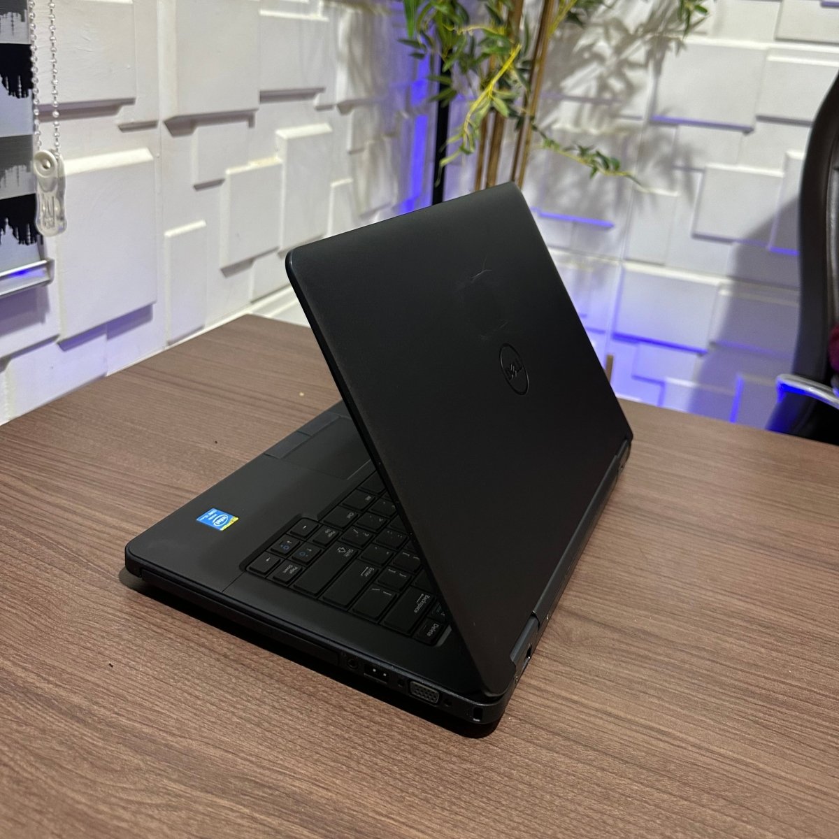 Dell Latitude E5440 - Intel Core i5 - 256GB SSD - 8GB RAM