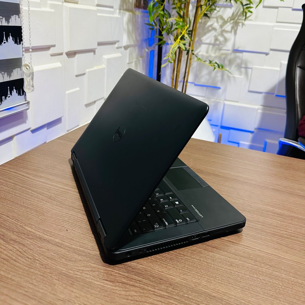 Dell Latitude E5440 - Intel Core i5 - 256GB SSD - 8GB RAM