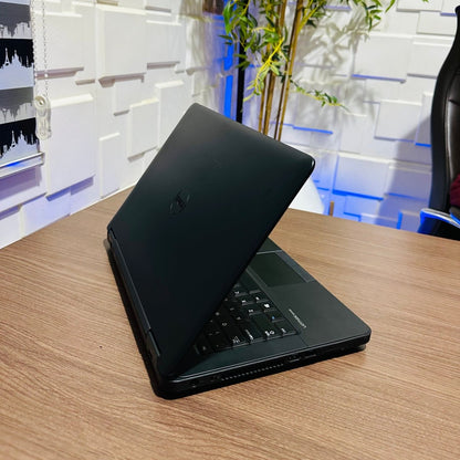 Dell Latitude E5440 - Intel Core i5 - 256GB SSD - 8GB RAM