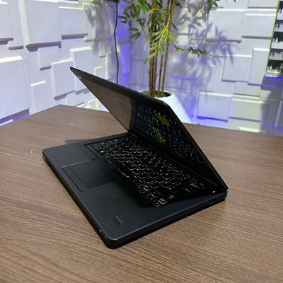 Dell Latitude E5450 - Intel Core i5 - 500GB HDD - 8GB RAM