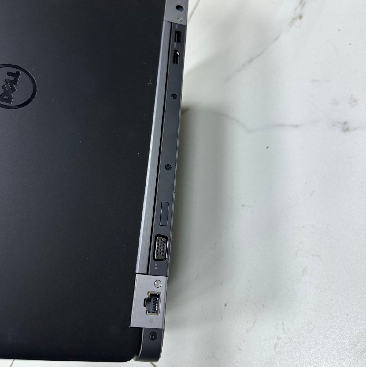 Dell Latitude E5470 - 6th Gen. Intel Core i7 - 256GB SSD - 8GB RAM - Keyboard Light