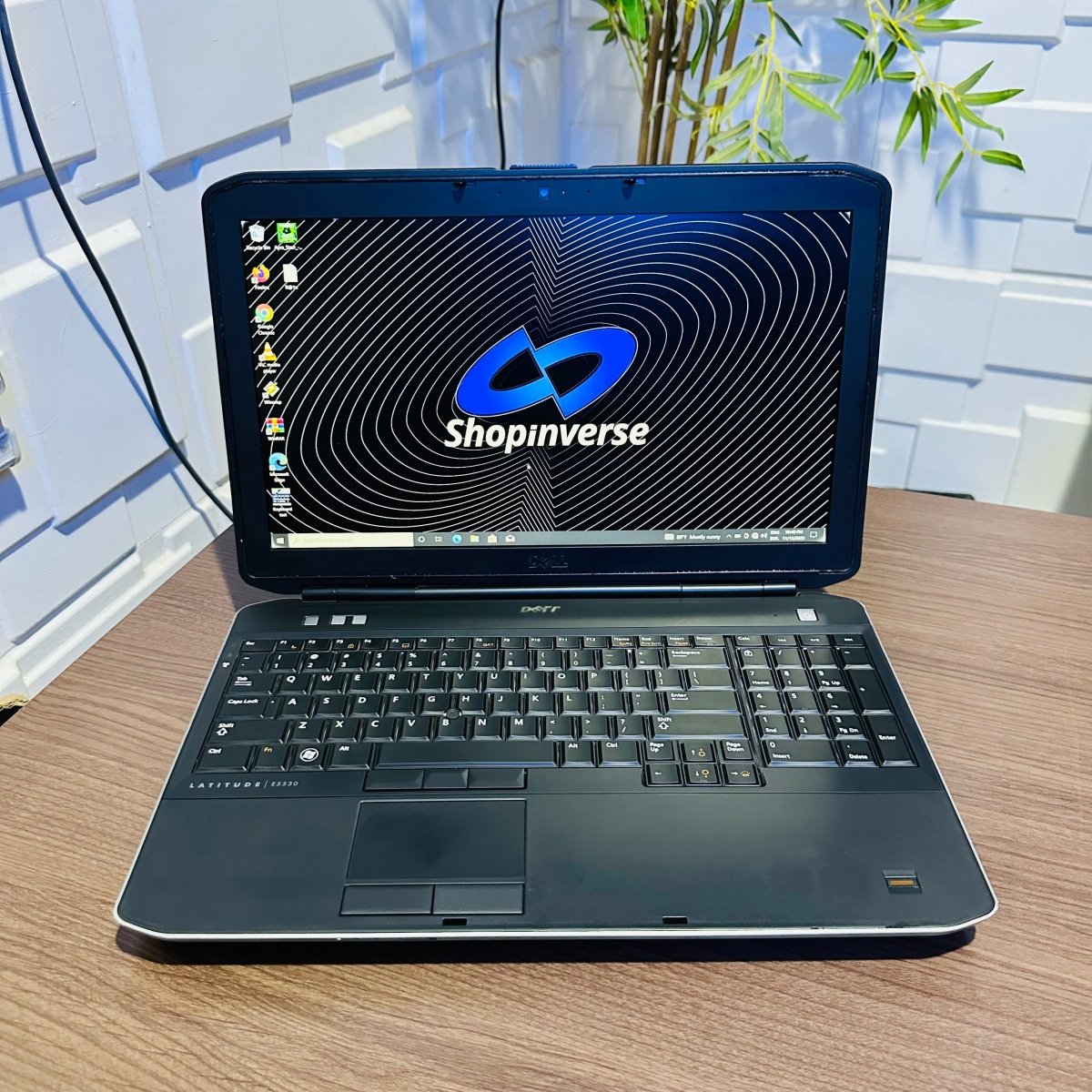 Dell Latitude E5530 - Intel Core i7 - 250GB HDD - 8GB RAM - Keyboard Light