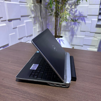 Dell Latitude E6220 - Intel Core i5 - 500GB HDD - 8GB RAM - Keyboard Light - (Minor body dent)