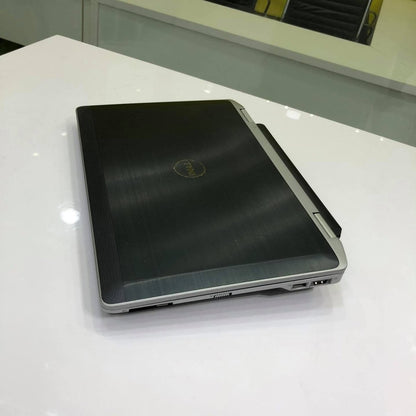 Dell Latitude E6330 - Intel Core i5 - 500GB HDD - 8GB RAM