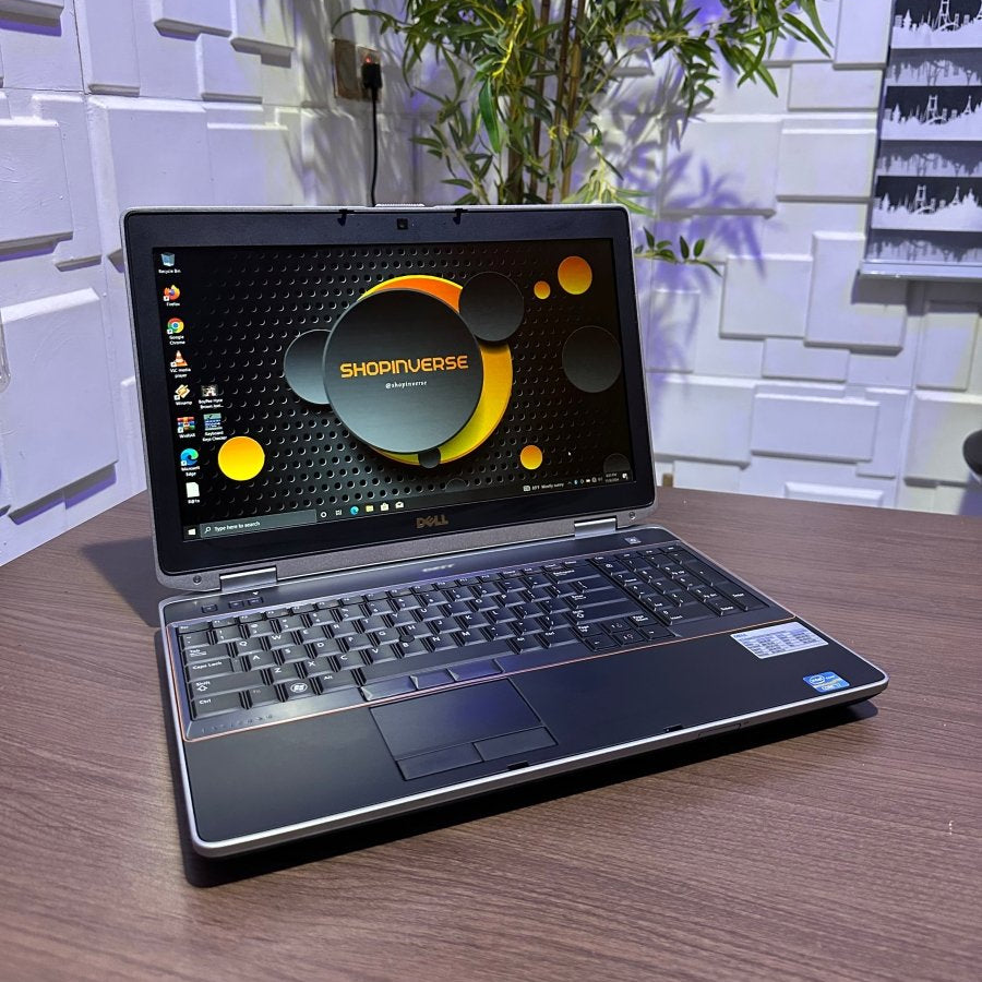 Dell Latitude E6520 - Intel Core i5 - 120GB HDD - 8GB RAM - Keyboard Light