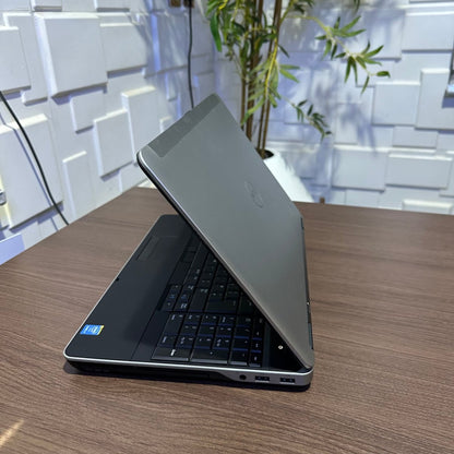 Dell Latitude E6540 - Intel Core i7 - 500GB HDD - 16GB RAM