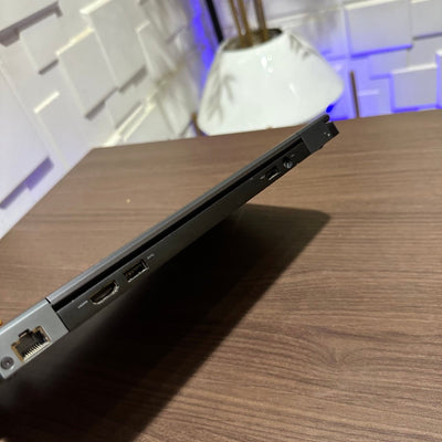 Dell Latitude E7250 - Intel Core i5 - 128GB SSD - 4GB RAM - keyboard Light