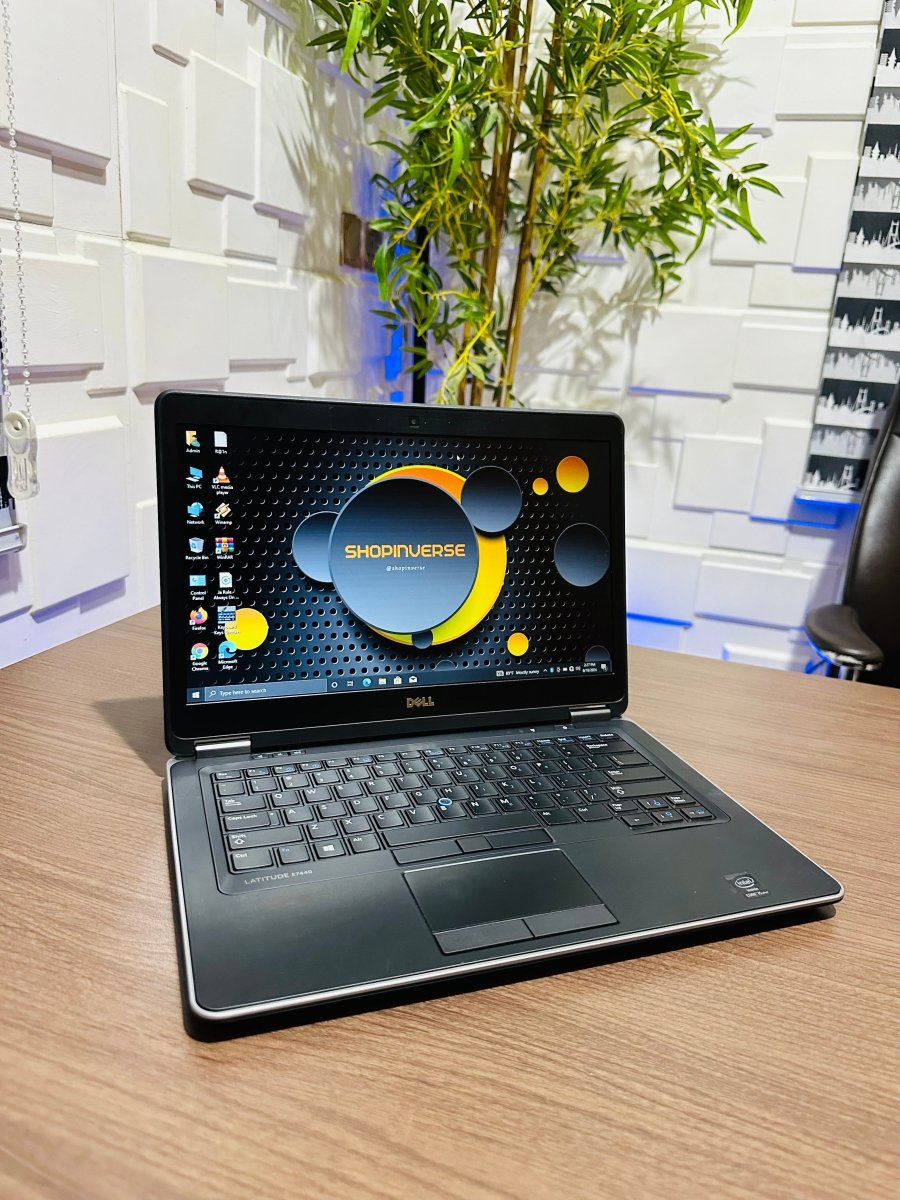 Dell Latitude E7440 - Intel Core i5 - 256GB SSD - 8GB RAM - Keyboard Light