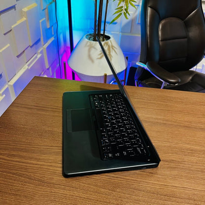 Dell Latitude E7450 - Intel Core i7 - 256GB SSD - 8GB RAM - Keyboard Light