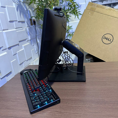 Dell Optiplex 5250 All in One Desktop - 7th Gen. Intel Core i7 - 256GB SSD - 8GB RAM