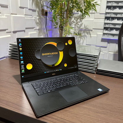 Dell Precision 5520 - 7th Gen. Intel Core i7 - 512GB SSD - 16GB RAM - 4GB Nvidia Quadro Graphics - HDMI - Keyboard Light