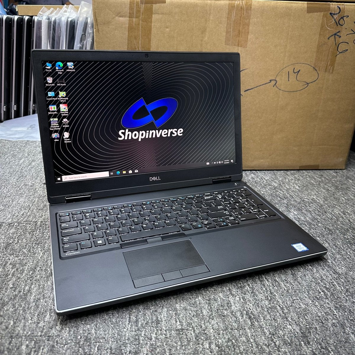 Dell Precision 7530 - 8th Gen. Intel Core i7 - 512GB SSD - 16GB RAM - 4GB Nvidia Quadro P2000 - Keyboard Light