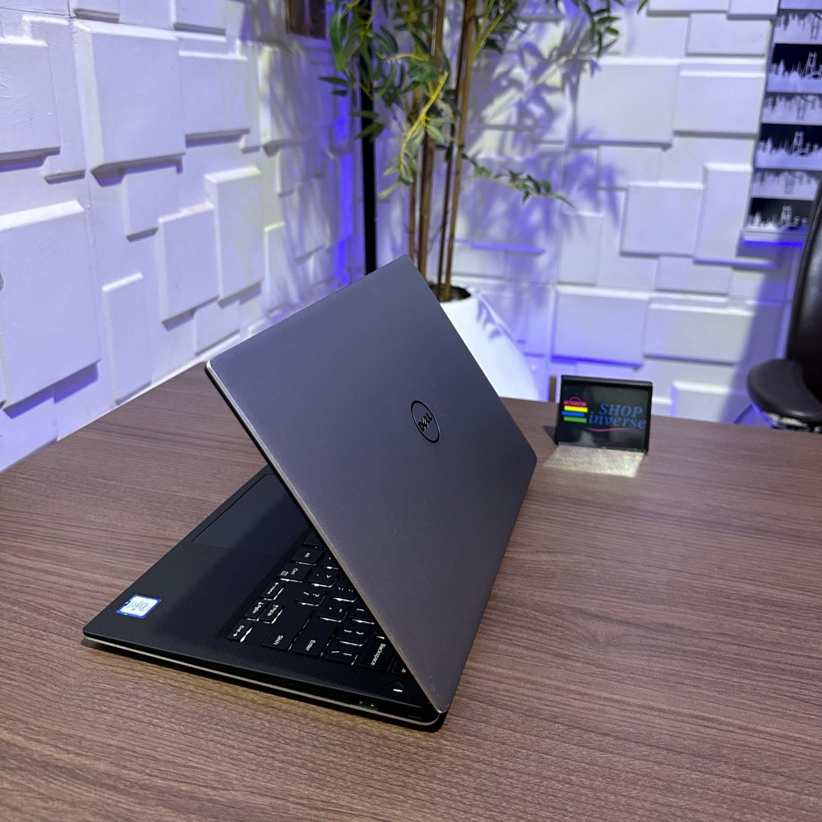 Dell XPS 13 9360 - 8th Gen. Intel Core i7 - 256GB SSD - 16GB RAM - keyboard Light