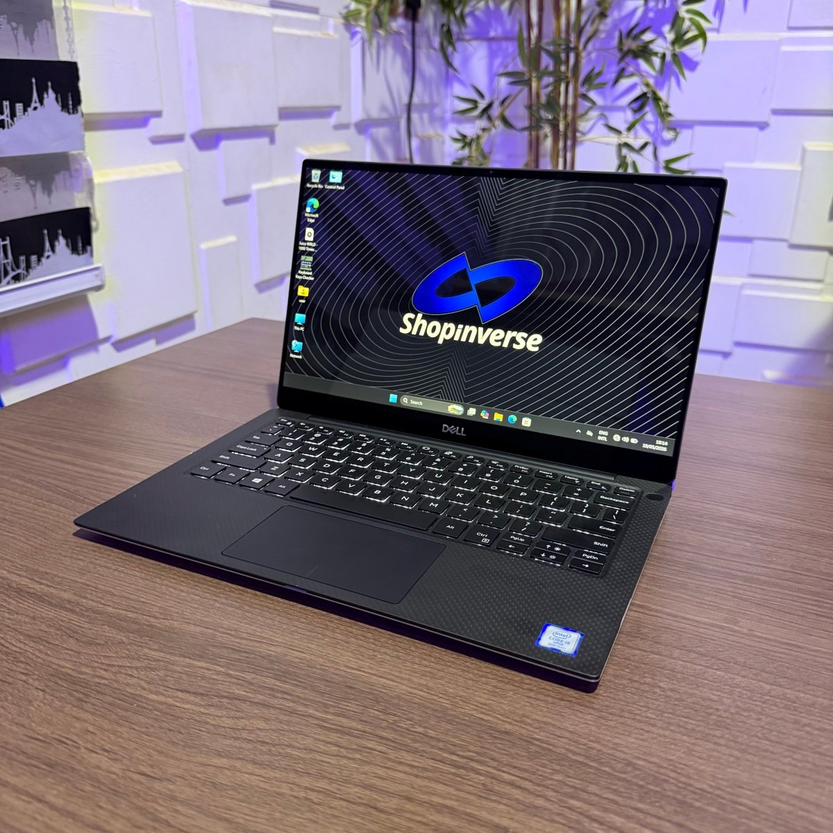Dell XPS 13 9380 | Core i5 8th Gen | 8GB RAM | 256GB SSD | 4K | Touchscreen | Backlit Keyboard