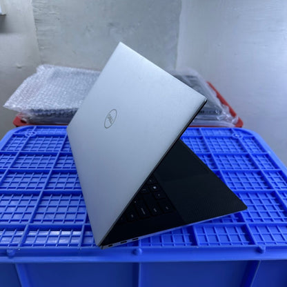 Dell XPS 15 9510 - 11th Gen Intel Core i9 - 512GB SSD - 64GB RAM - 4GB Nvidia GeForce RTX 3050 - Keyboard Light