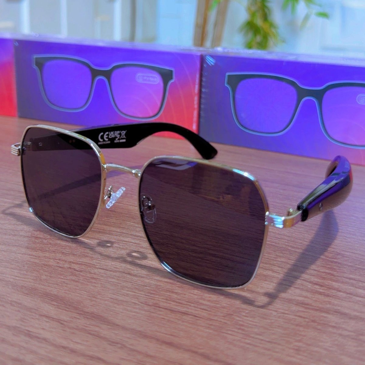 GY - 200 Smart Glasses