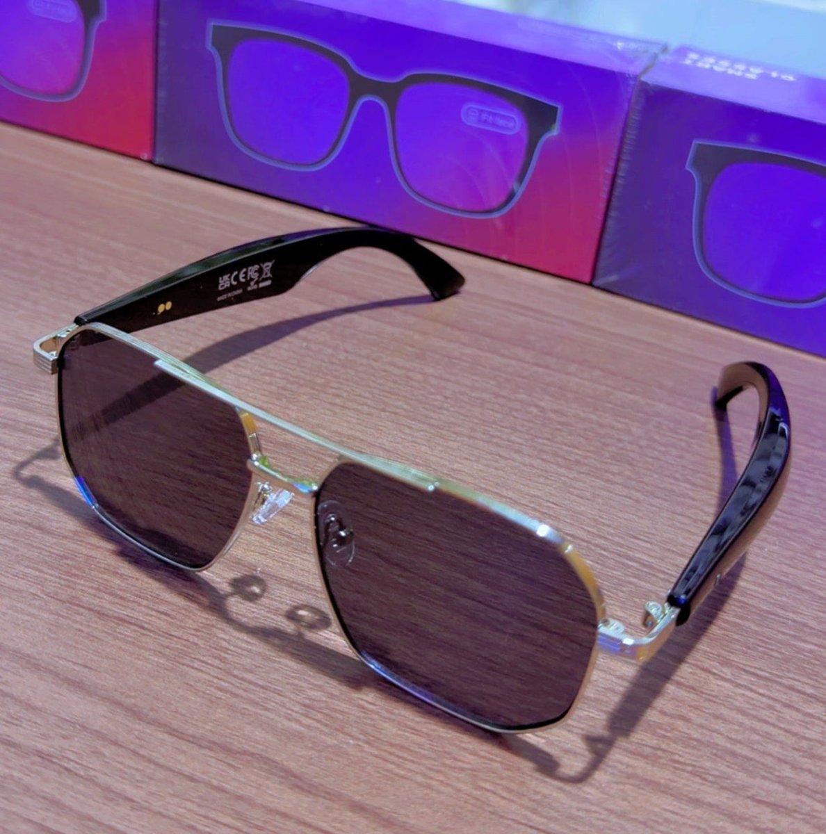 GY - 300 Smart Glasses