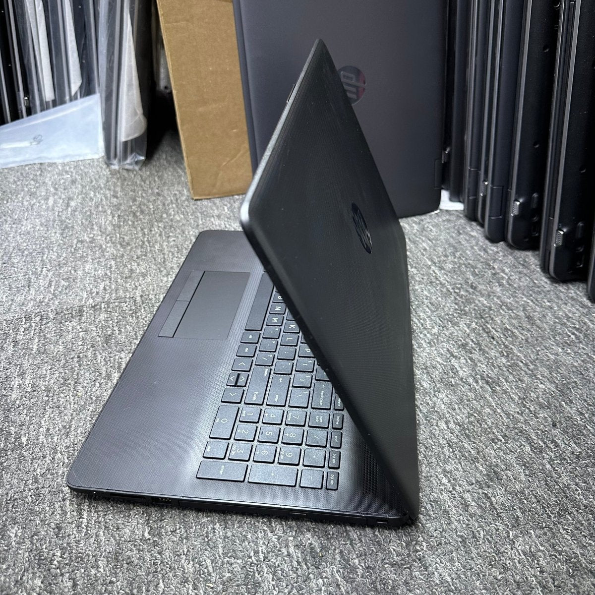 HP 15 - AMD A6 - 1TB HDD - 8GB RAM