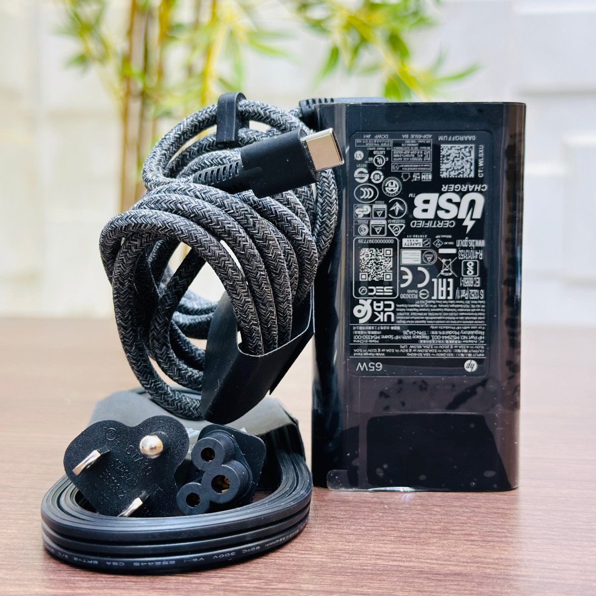 HP 65W 20V 3.2A USB Type - C Charger - UK Plug