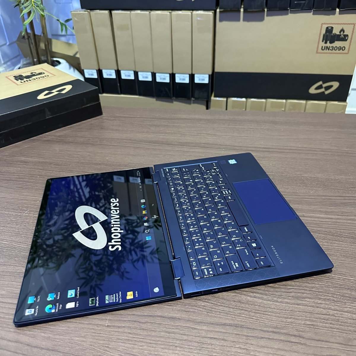 hp dragonfly 360°回転モデル Office付8th Corei5 HP Elite Dragonfly
