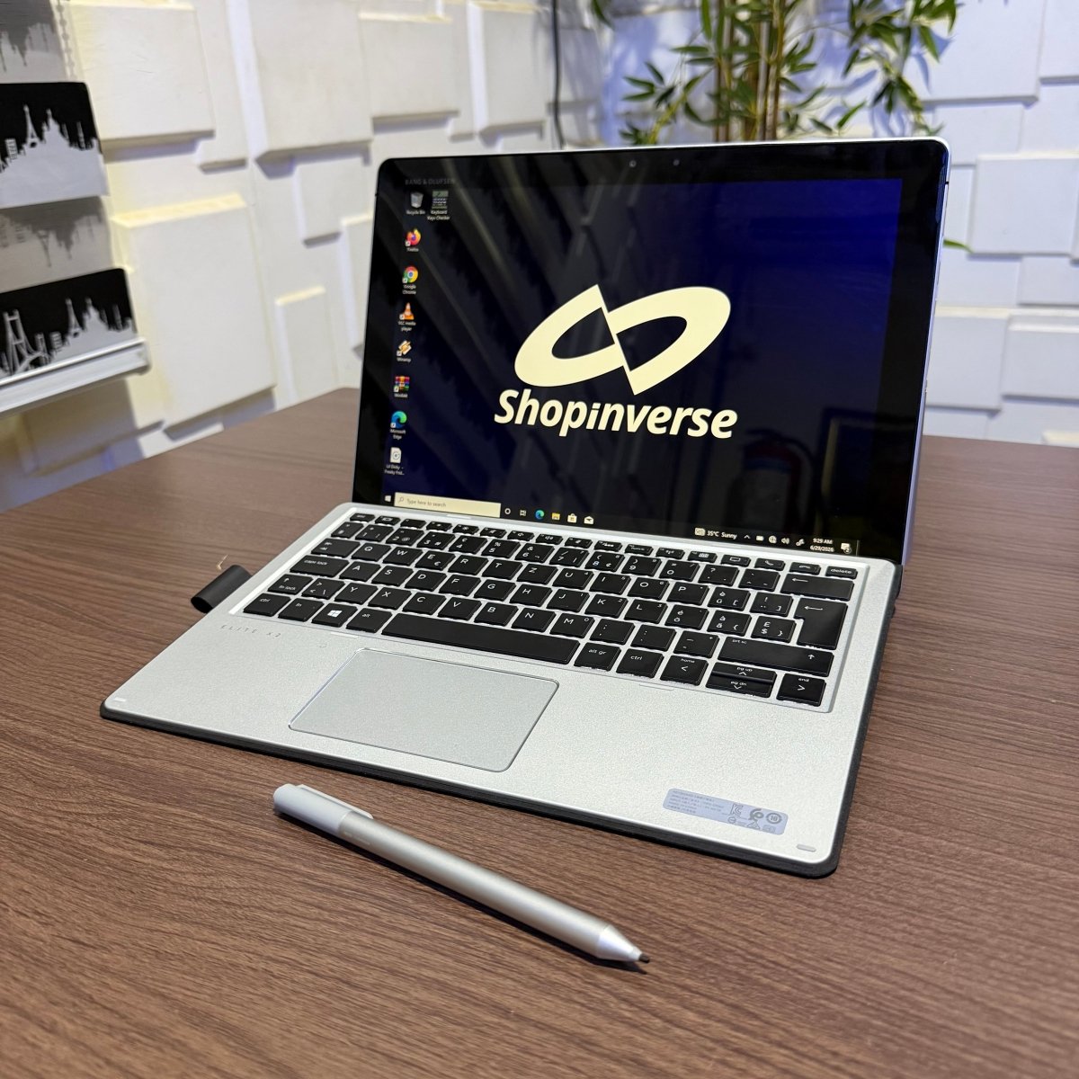 HP Elite x2 1012 G2 | 7th Gen Core i5 | 8GB RAM | 256GB SSD