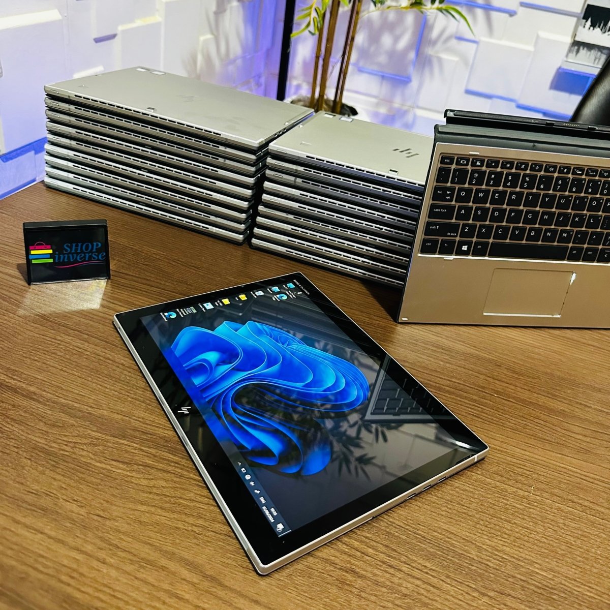 HP Elite X2 G4 - 8th Gen. Intel Core i5 - 256GB SSD - 8GB RAM