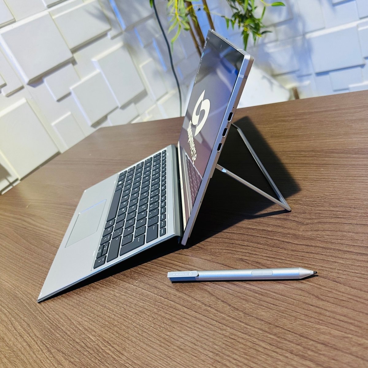 HP Elite x2 G8 | 11th Gen Core i7 | 16GB RAM | 512GB SSD