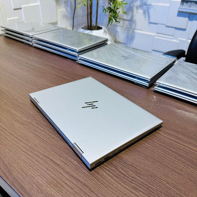 HP Elite x360 830 G9 2 - in - 1 - 12th Gen Intel Core i5 - 256GB SSD - 16GB RAM - Touchscreen