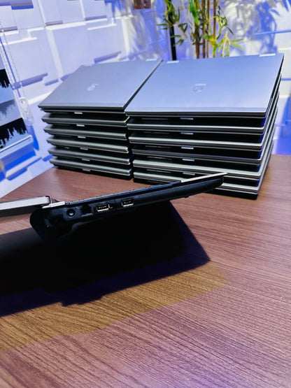 HP EliteBook 2540p - Intel Core i5 - 320GB HDD - 4GB RAM