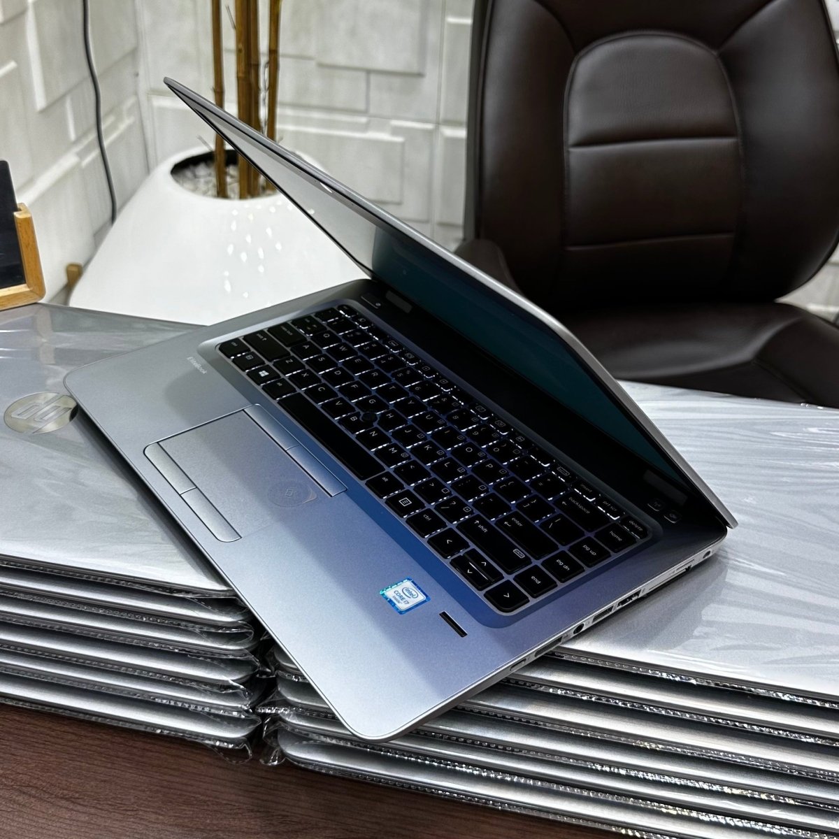 HP EliteBook 745 G4 - AMD Pro A10 - 256GB SSD - 8GB RAM - Keyboard Light