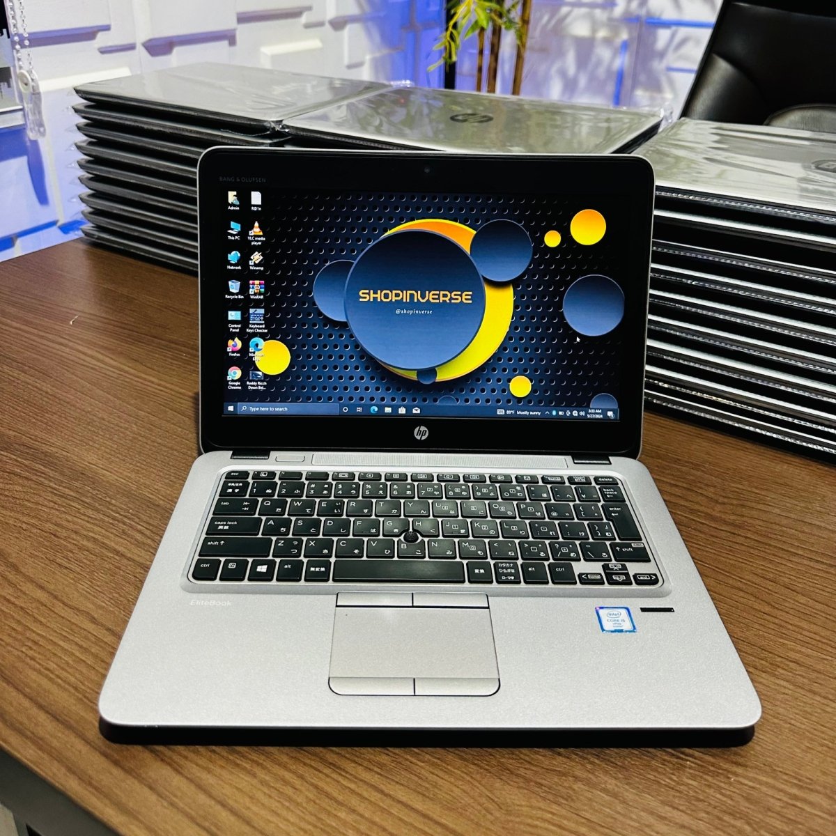 HP EliteBook 820 G3 - 6th Gen. Intel Core i5 - 256GB SSD - 8GB RAM