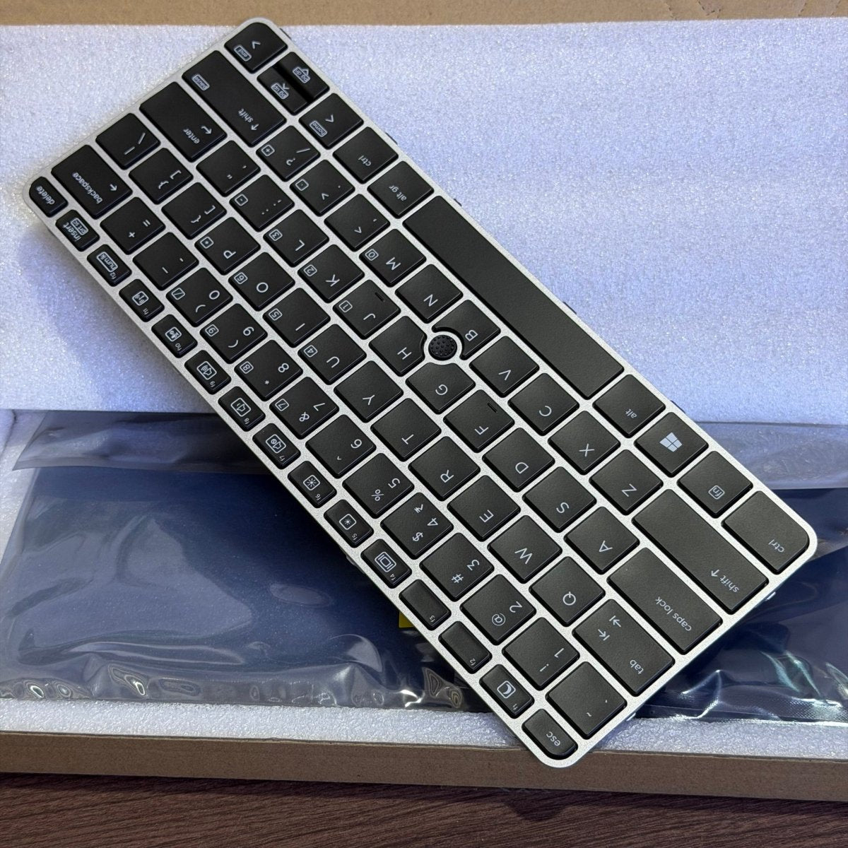 HP EliteBook 820 G3/G4 & 725 G4 Replacement Laptop Keyboard