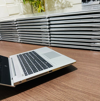 HP EliteBook 830 G6 - 8th Gen. Intel Core i5 - 256GB SSD - 8GB RAM - Keyboard Light - Touchscreen - Face ID