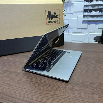 HP EliteBook 840 G10 - 13th Gen. Intel Core i7 - 512GB SSD - 32GB RAM - Keyboard Light