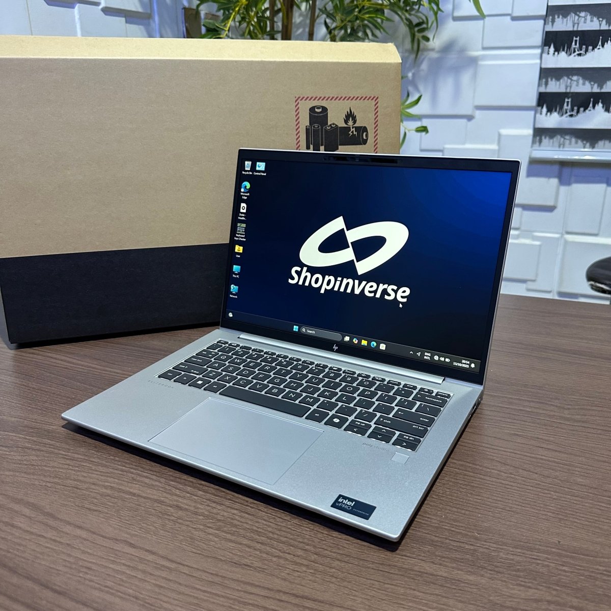 HP EliteBook 840 G11 - Intel Ultra 7 - 512GB SSD - 32GB RAM - Keyboard Light